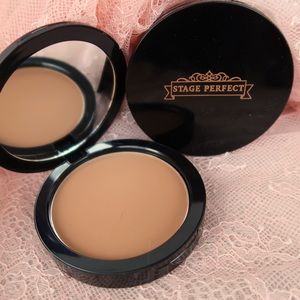 Vegan Powder Foundation like MAC NW 40